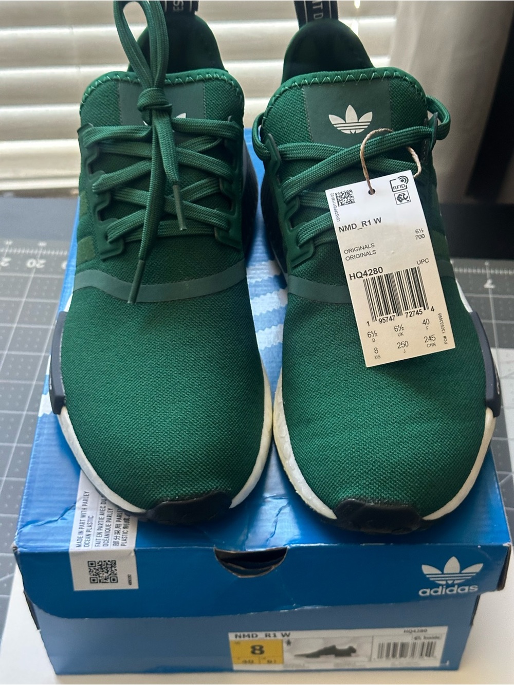 NWT adidas NMD_R1 Lightweight Sneakers